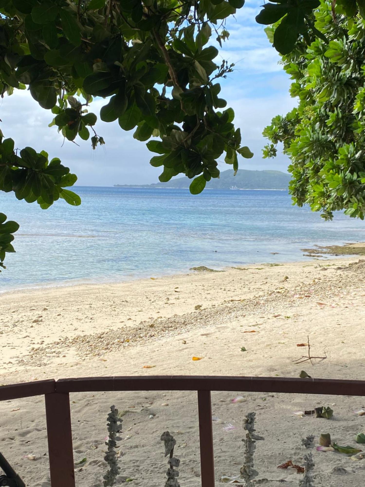 Vatupau Beachfront Bungalows Port Vila Exteriér fotografie
